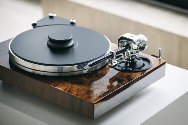 Pro-Ject Xtension 9 Evolution / Pick It DS2 MC